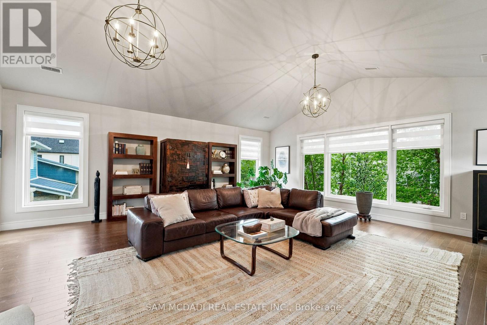 102 Cumberland Drive, Mississauga (port Credit), Ontario