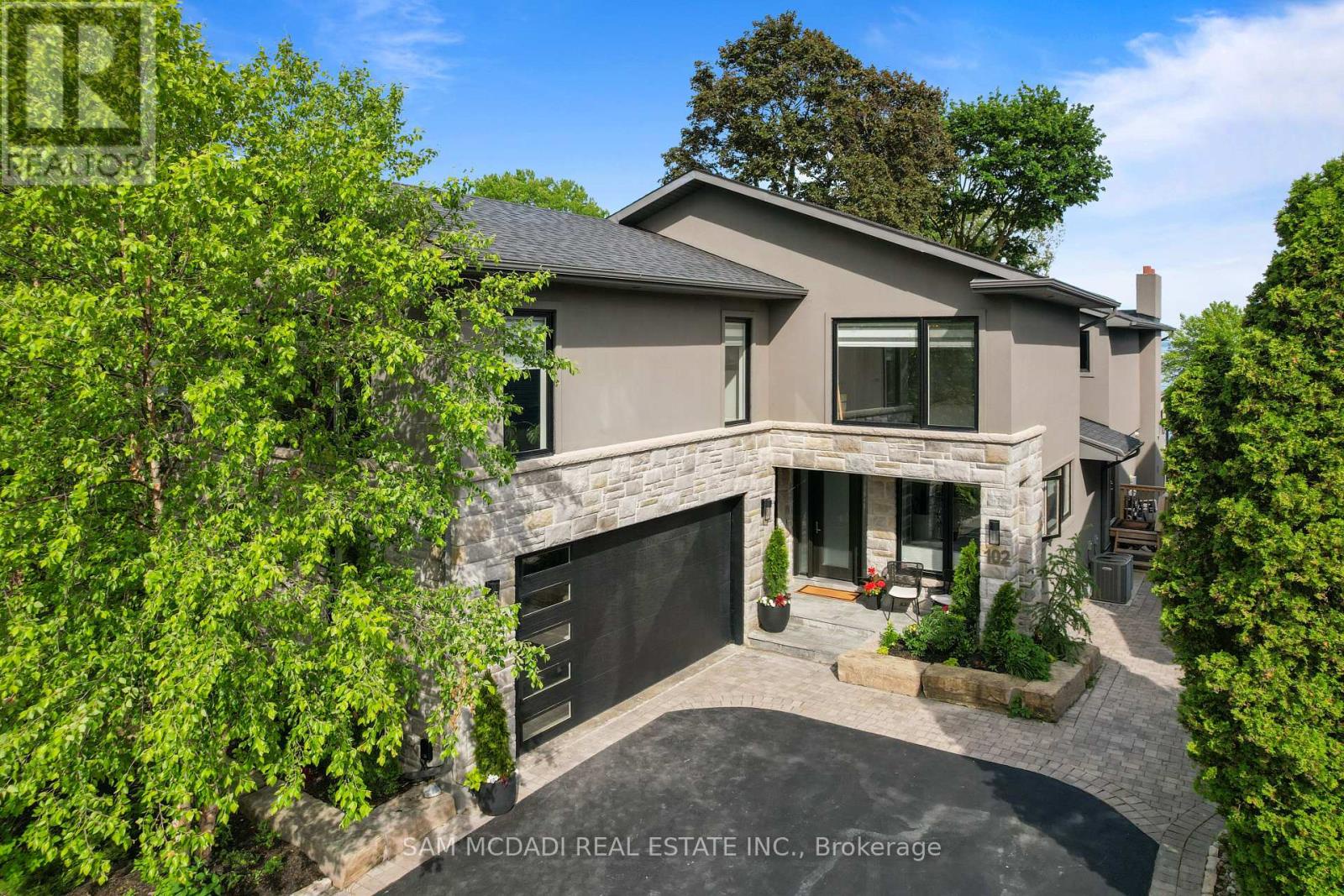 102 Cumberland Drive, Mississauga (port Credit), Ontario