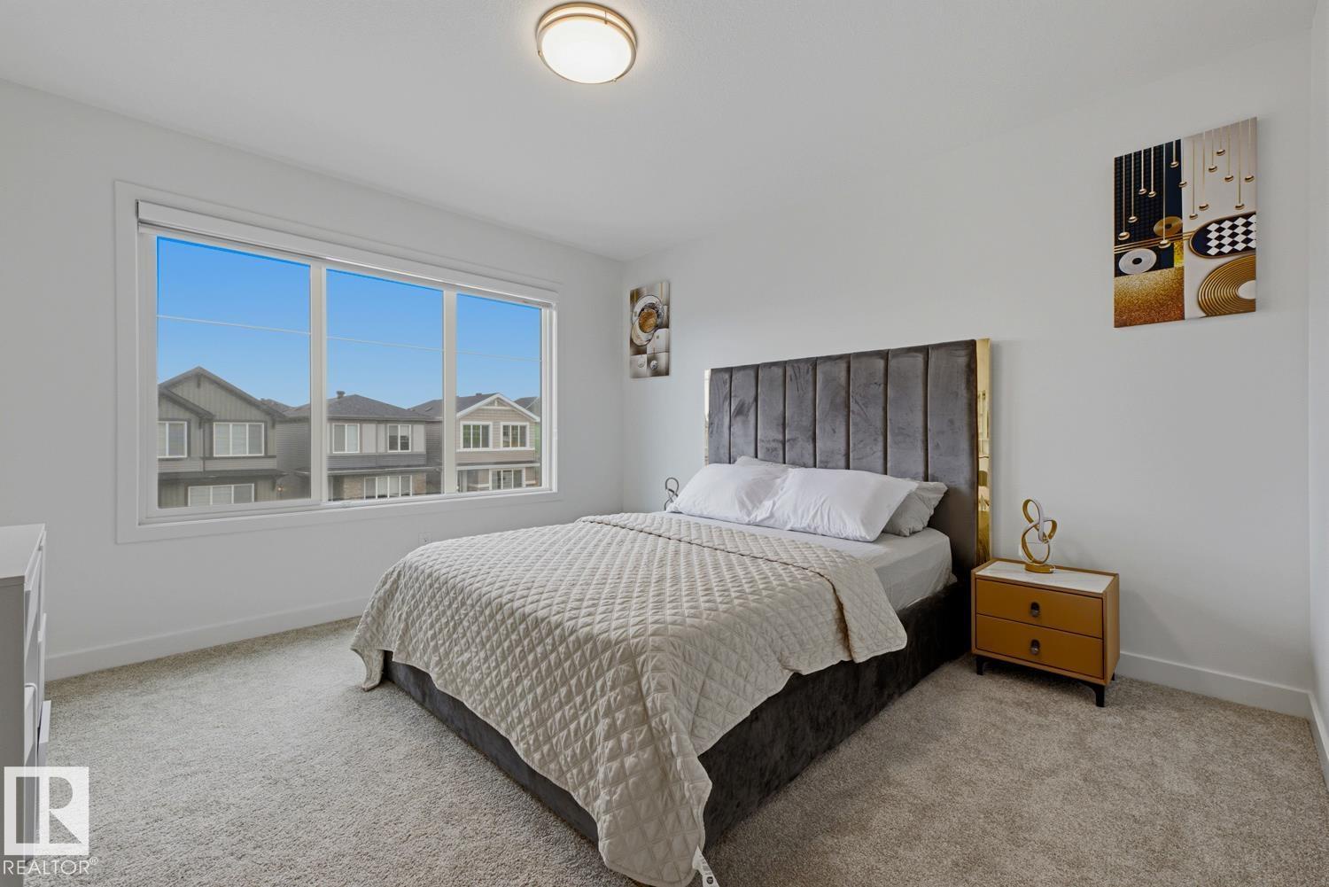 22924 82 Ave Nw, Edmonton, Alberta