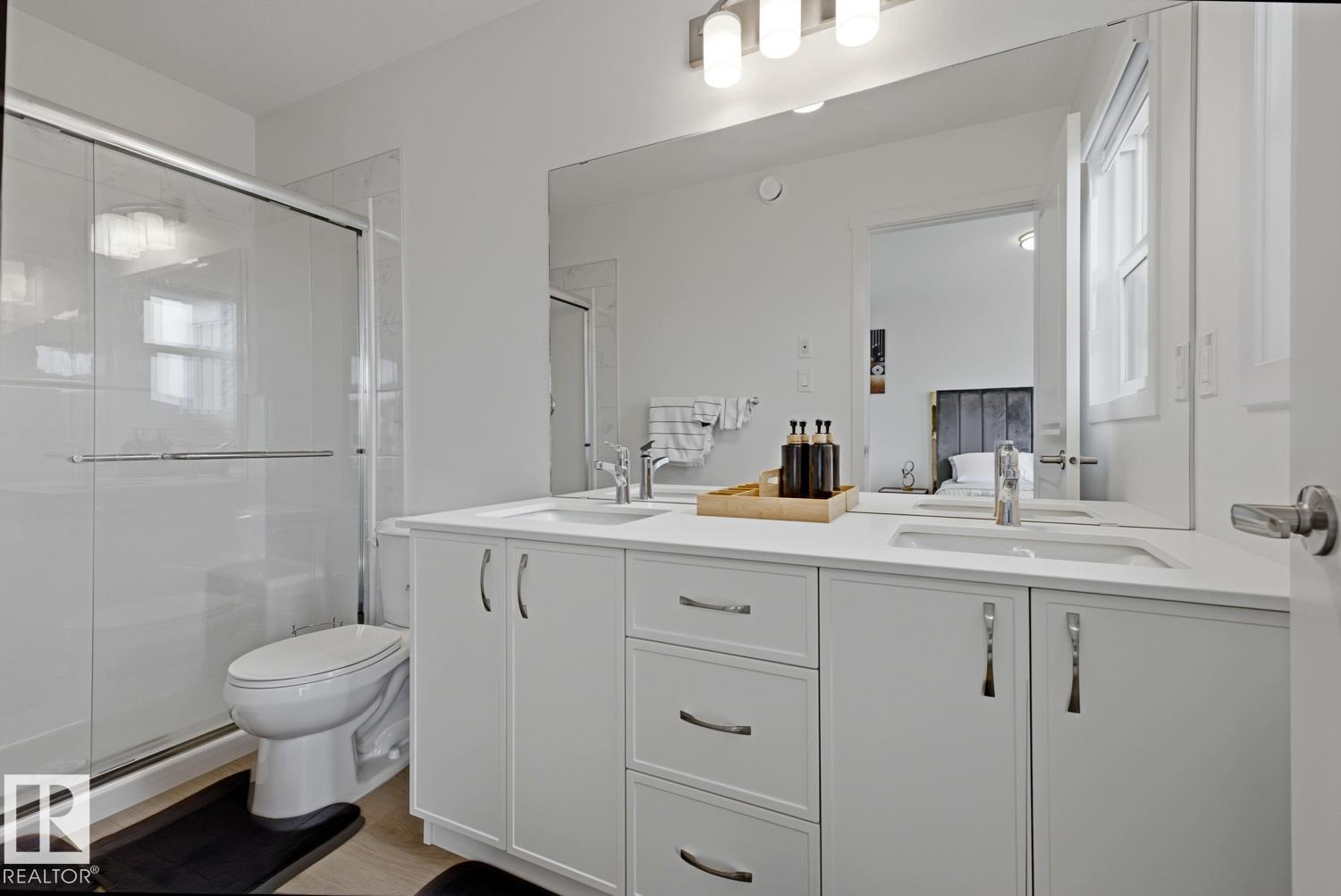22924 82 Ave Nw, Edmonton, Alberta
