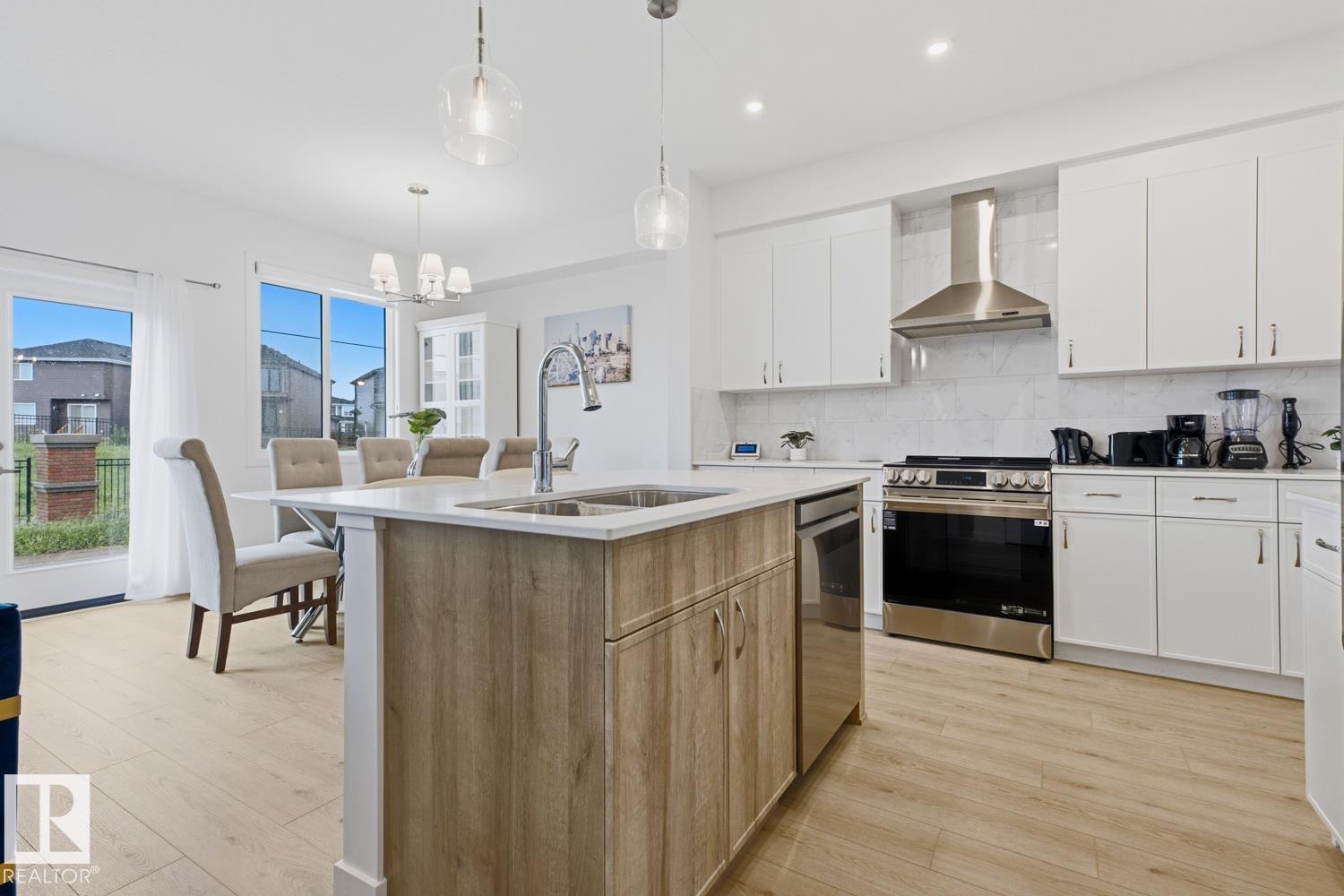 22924 82 Ave Nw, Edmonton, Alberta