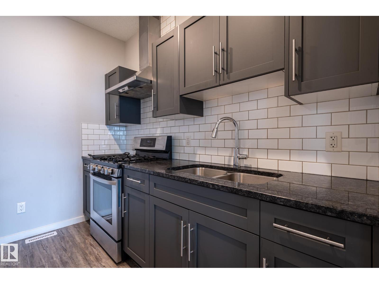 1763 26a St Nw, Edmonton, Alberta