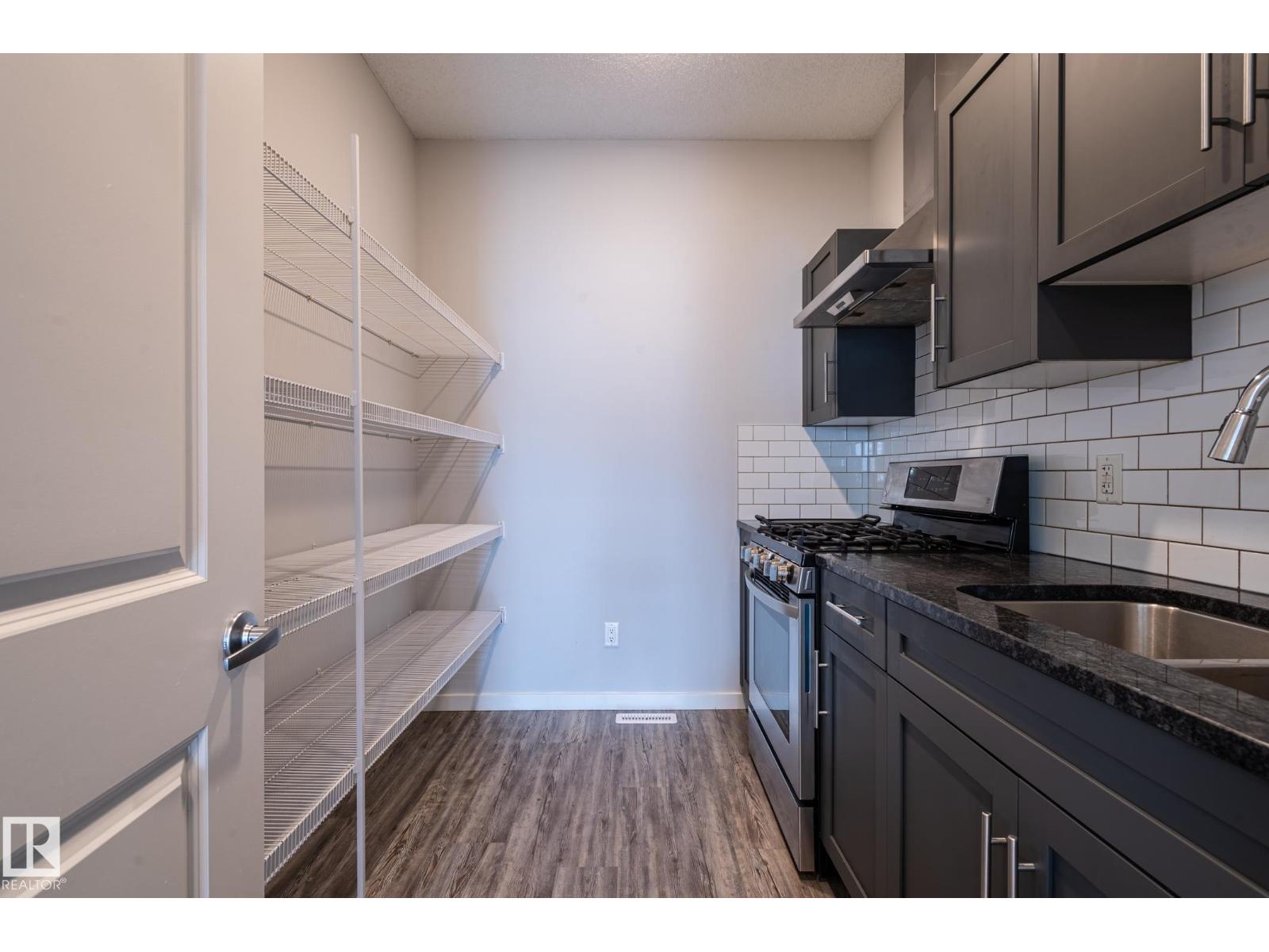 1763 26a St Nw, Edmonton, Alberta