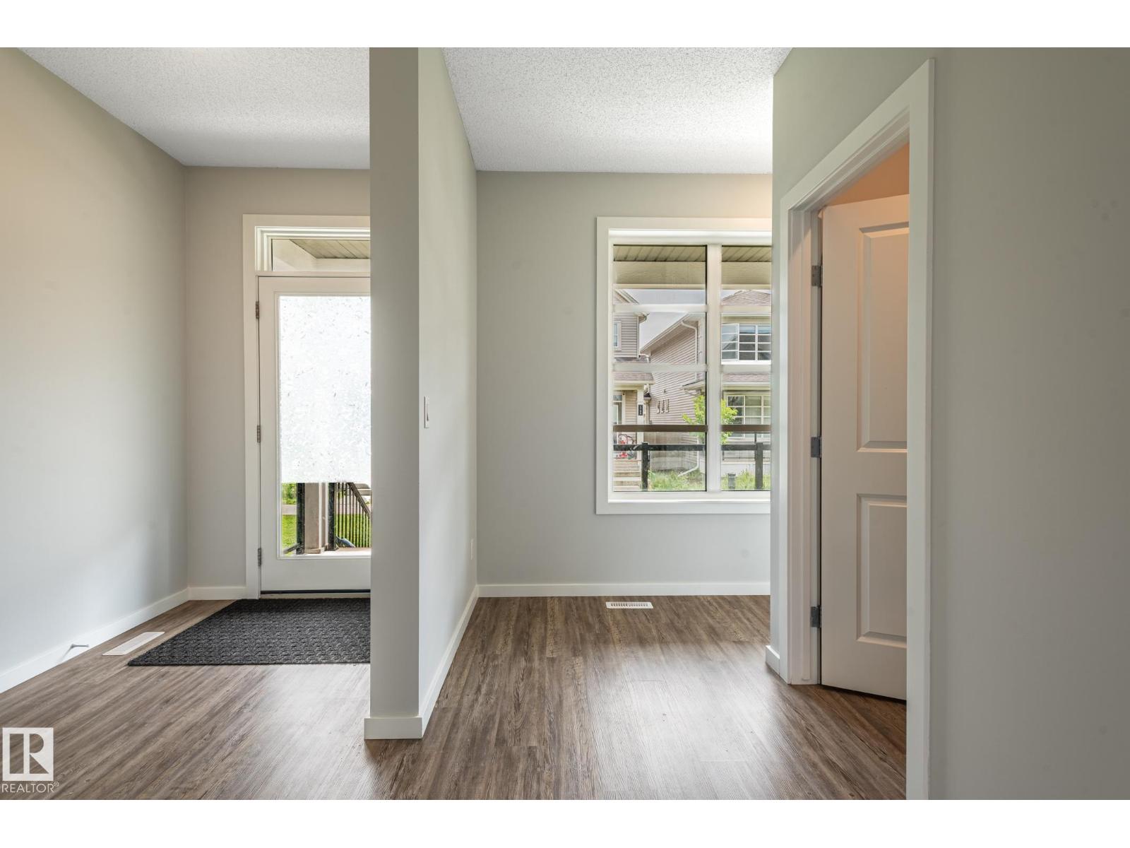 1763 26a St Nw, Edmonton, Alberta