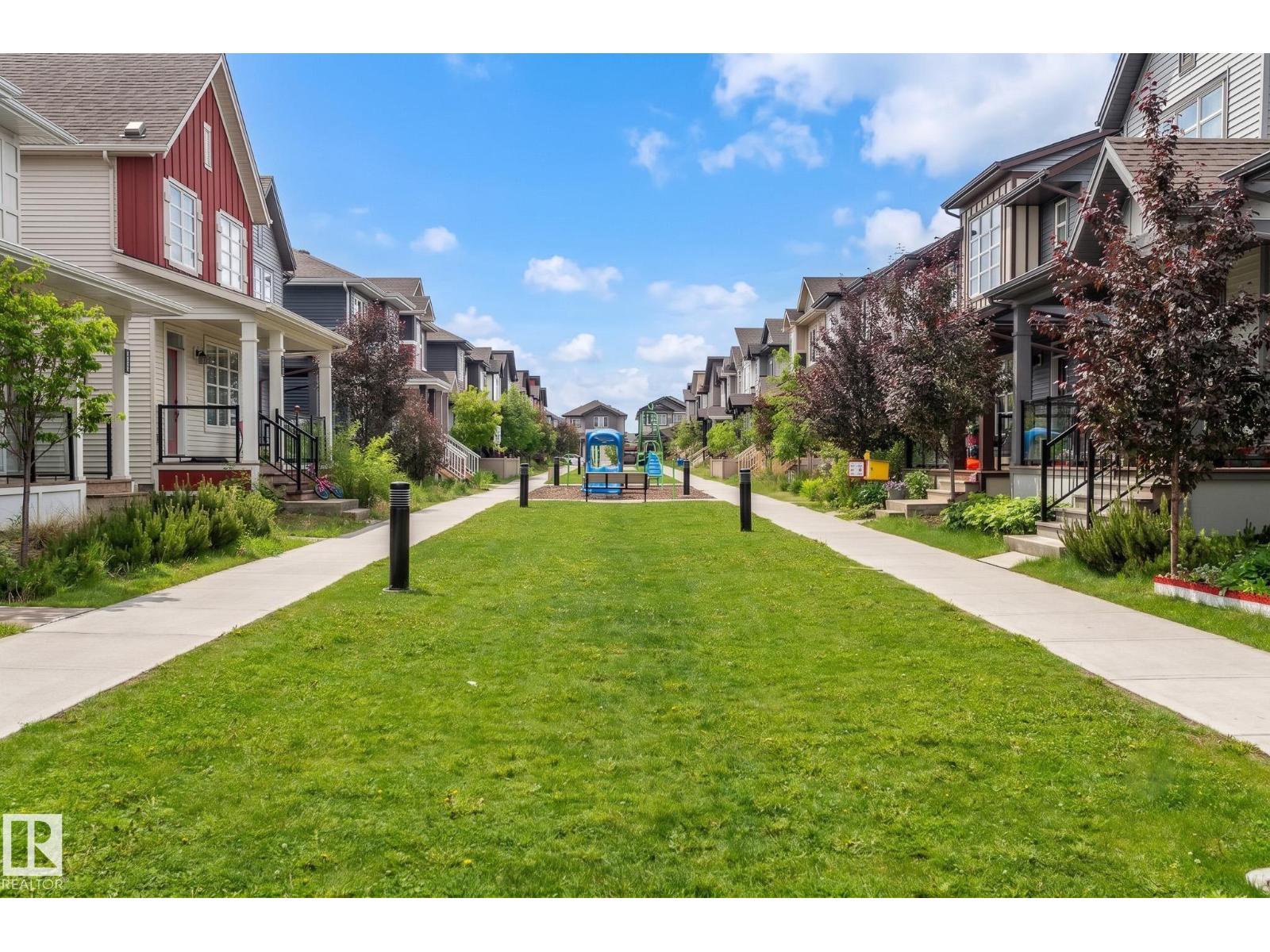 1763 26a St Nw, Edmonton, Alberta