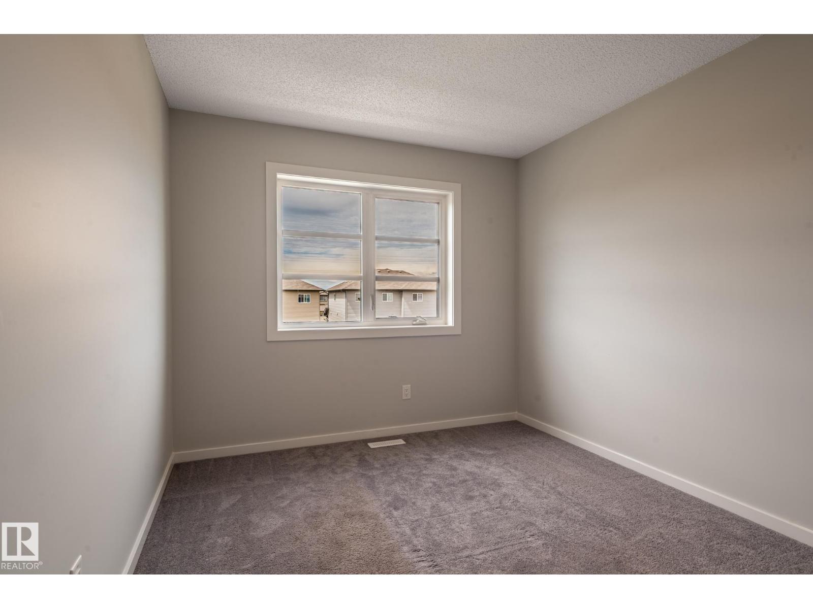 1763 26a St Nw, Edmonton, Alberta