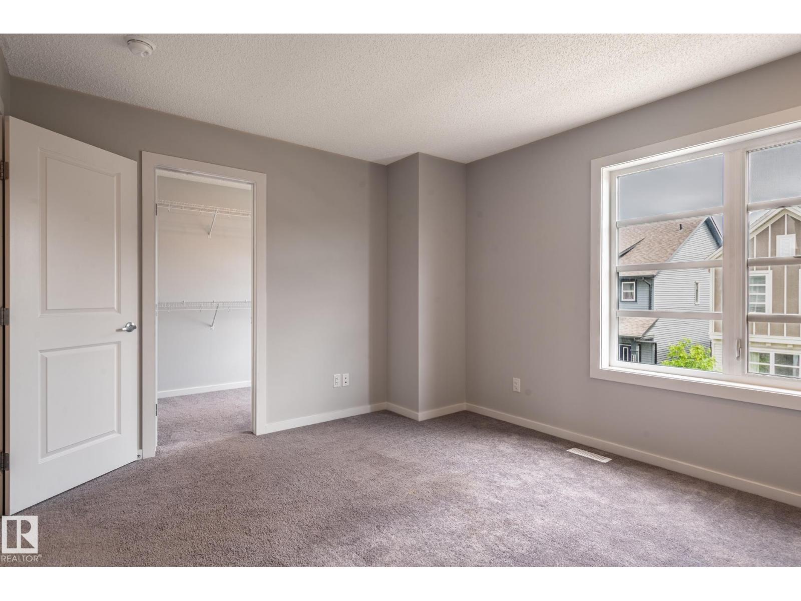 1763 26a St Nw, Edmonton, Alberta
