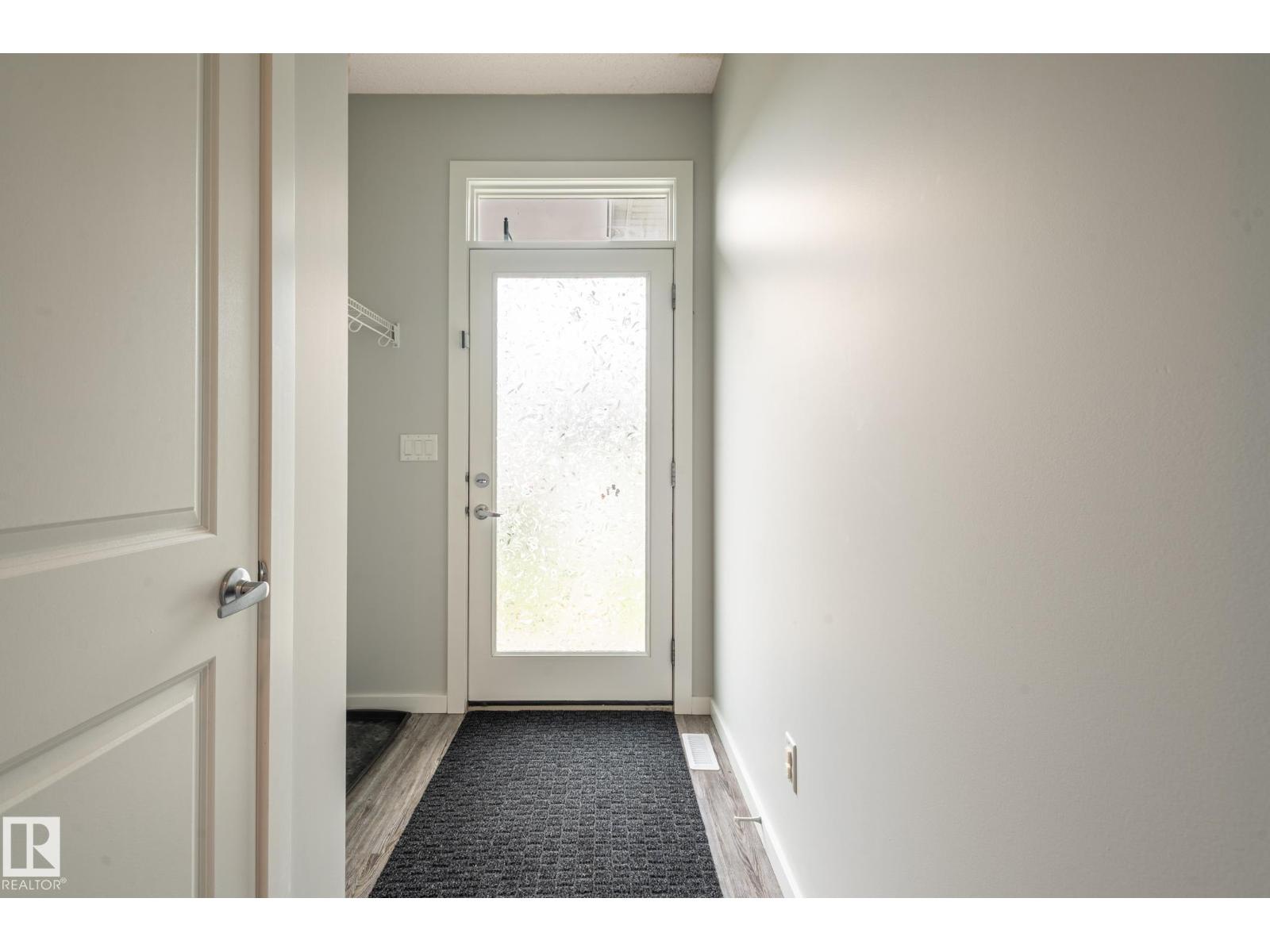 1763 26a St Nw, Edmonton, Alberta