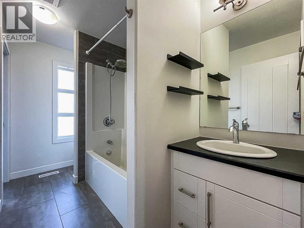 210 Athabasca Avenue, Fort Mcmurray, Alberta
