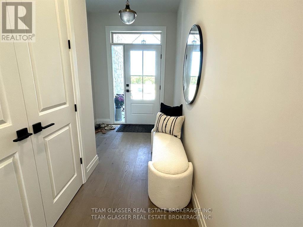146 Dearing Drive, South Huron (stephen), Ontario