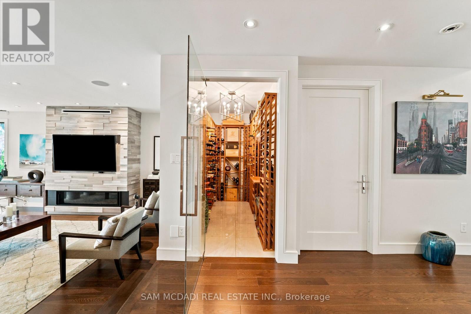 102 Cumberland Drive, Mississauga (port Credit), Ontario