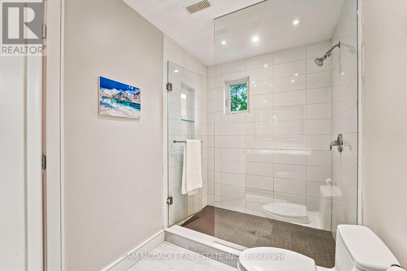 102 Cumberland Drive, Mississauga (port Credit), Ontario