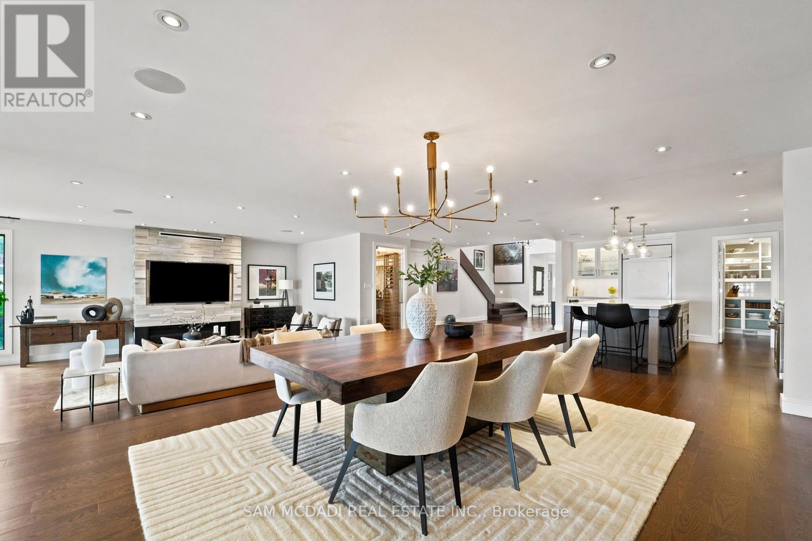 102 Cumberland Drive, Mississauga (port Credit), Ontario