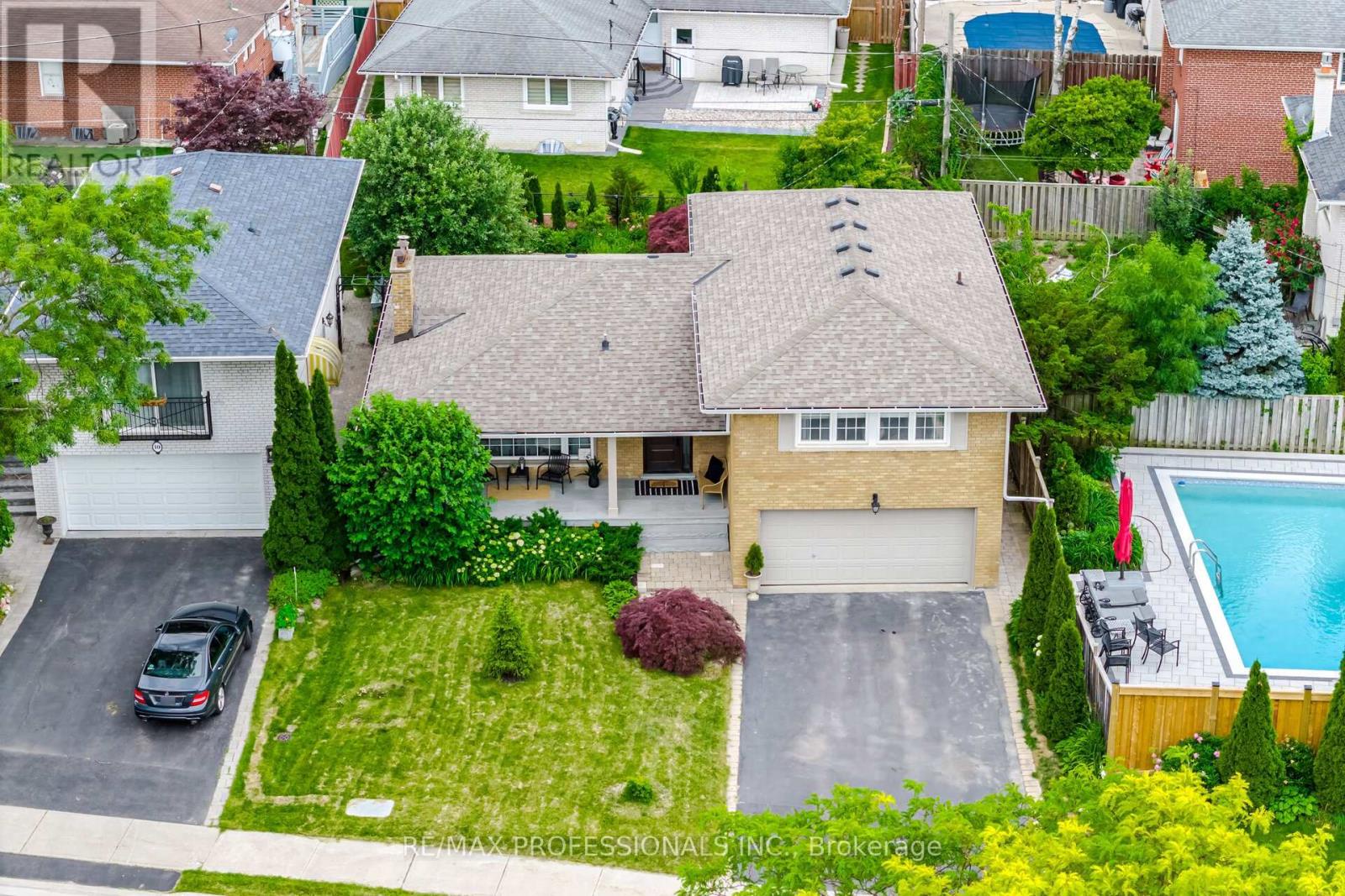 12 Thicket Road, Toronto (markland Wood), Ontario
