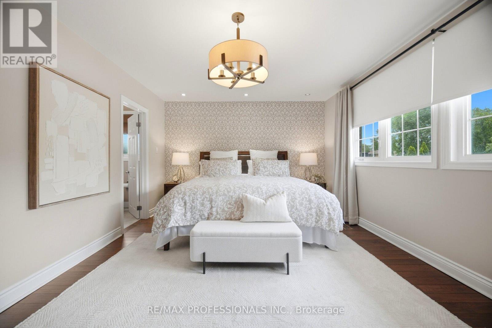 12 Thicket Road, Toronto (markland Wood), Ontario
