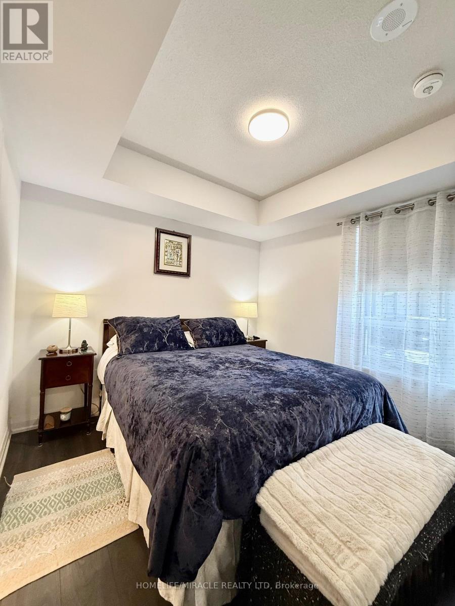 543 - 26 Gibbs Road, Toronto (islington-city Centre West), Ontario
