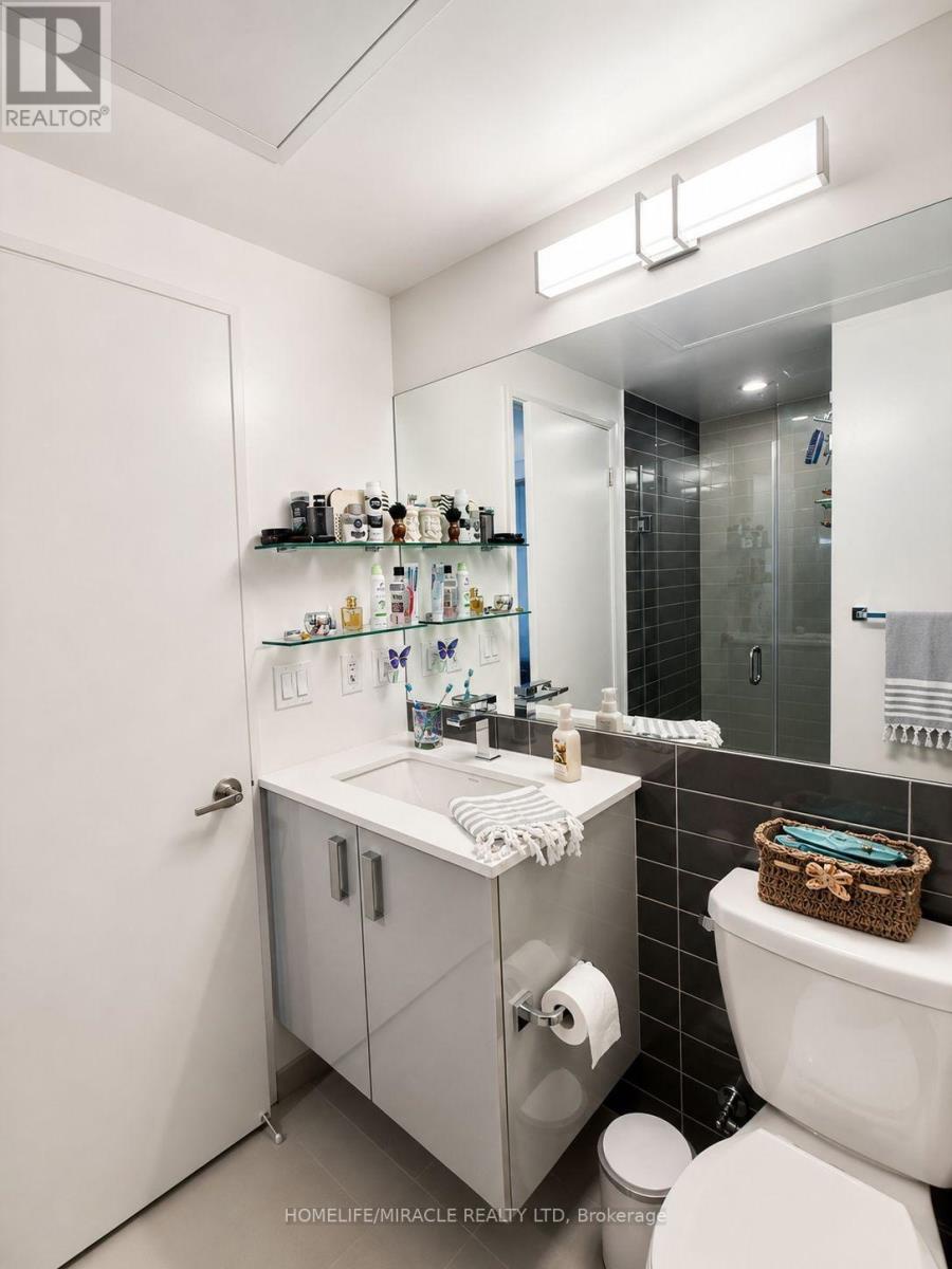 543 - 26 Gibbs Road, Toronto (islington-city Centre West), Ontario
