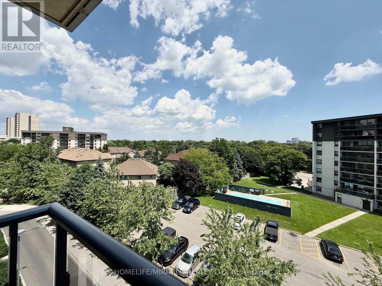 543 - 26 Gibbs Road, Toronto (islington-city Centre West), Ontario