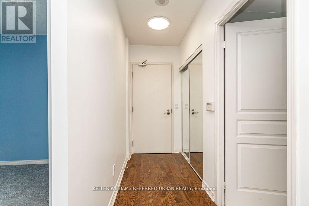 1002 - 15 Legion Road, Toronto (mimico), Ontario