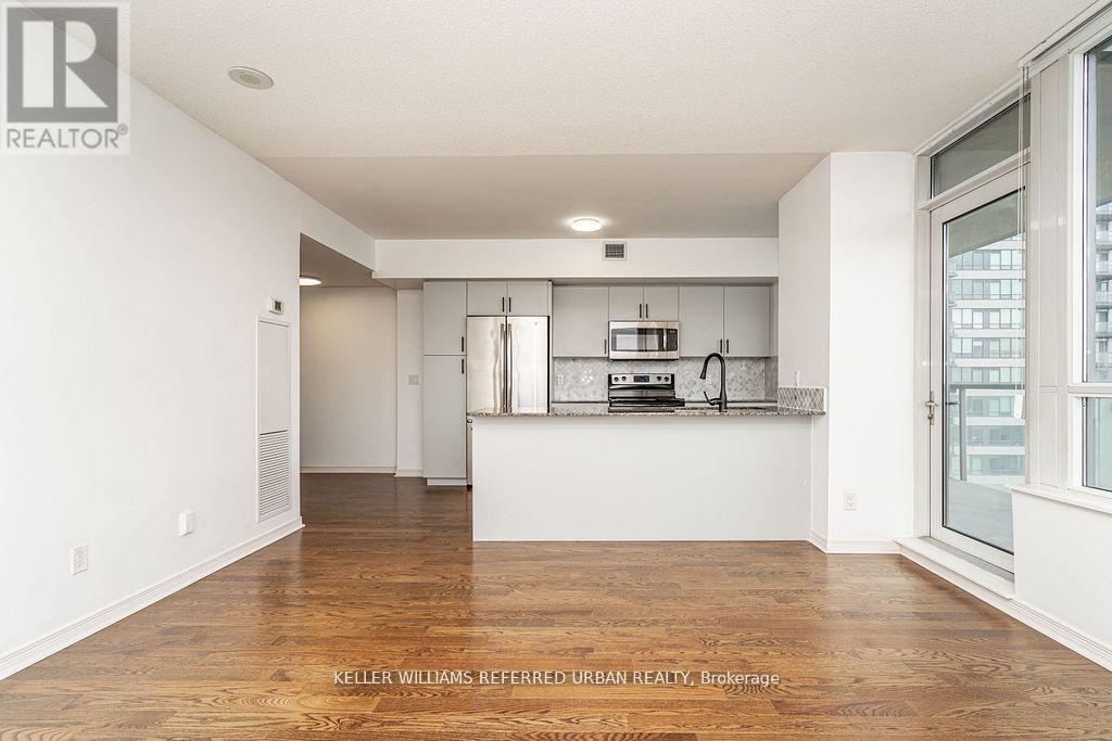 1002 - 15 Legion Road, Toronto (mimico), Ontario