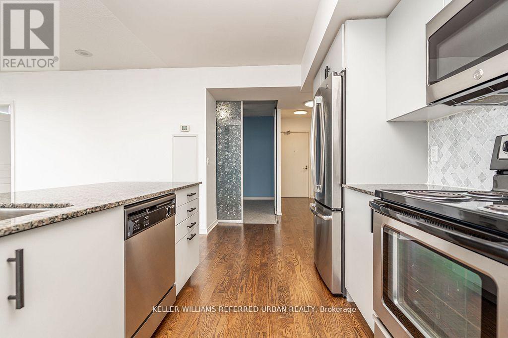 1002 - 15 Legion Road, Toronto (mimico), Ontario