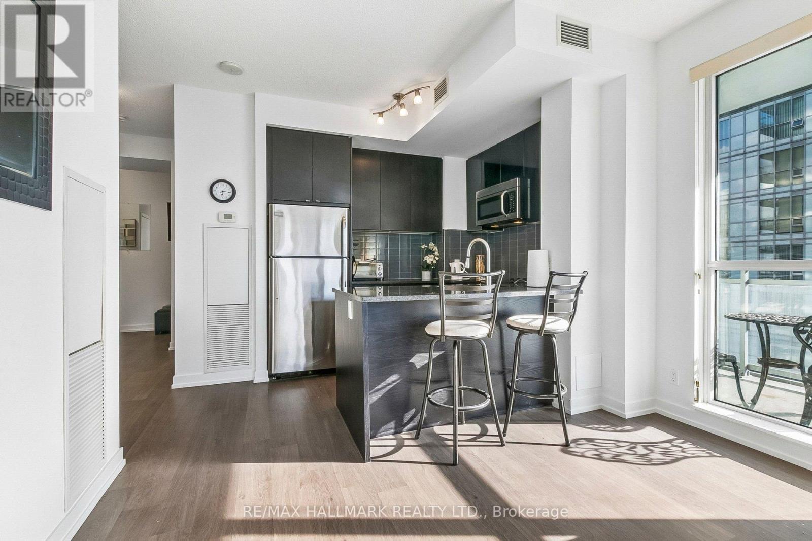 1212 - 98 Lillian Street, Toronto (mount Pleasant West), Ontario