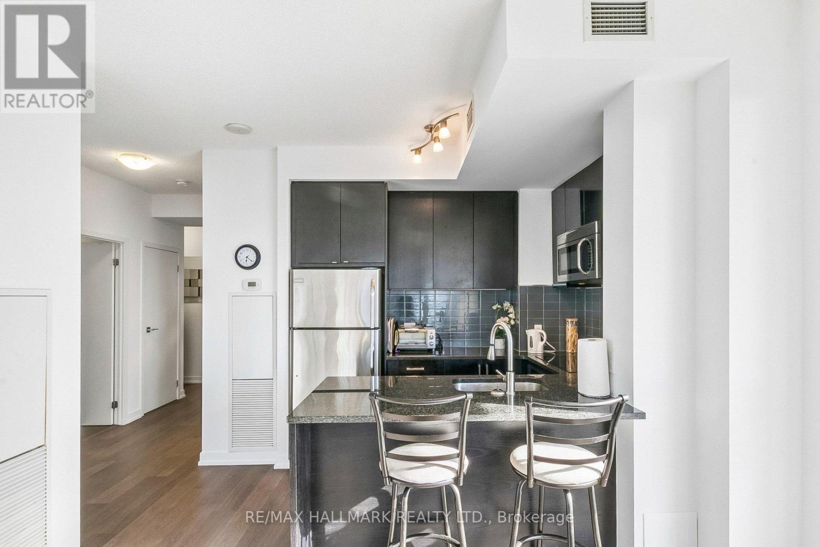 1212 - 98 Lillian Street, Toronto (mount Pleasant West), Ontario