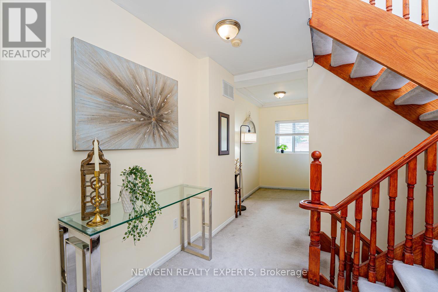 592a Danforth Road, Toronto (clairlea-birchmount), Ontario