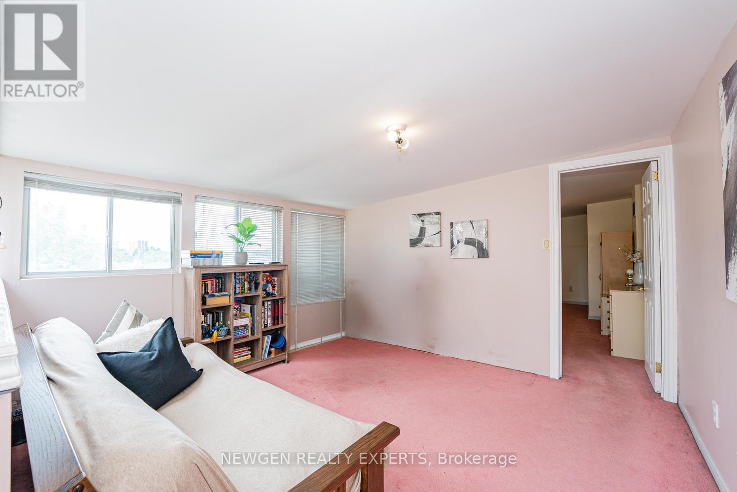 592a Danforth Road, Toronto (clairlea-birchmount), Ontario