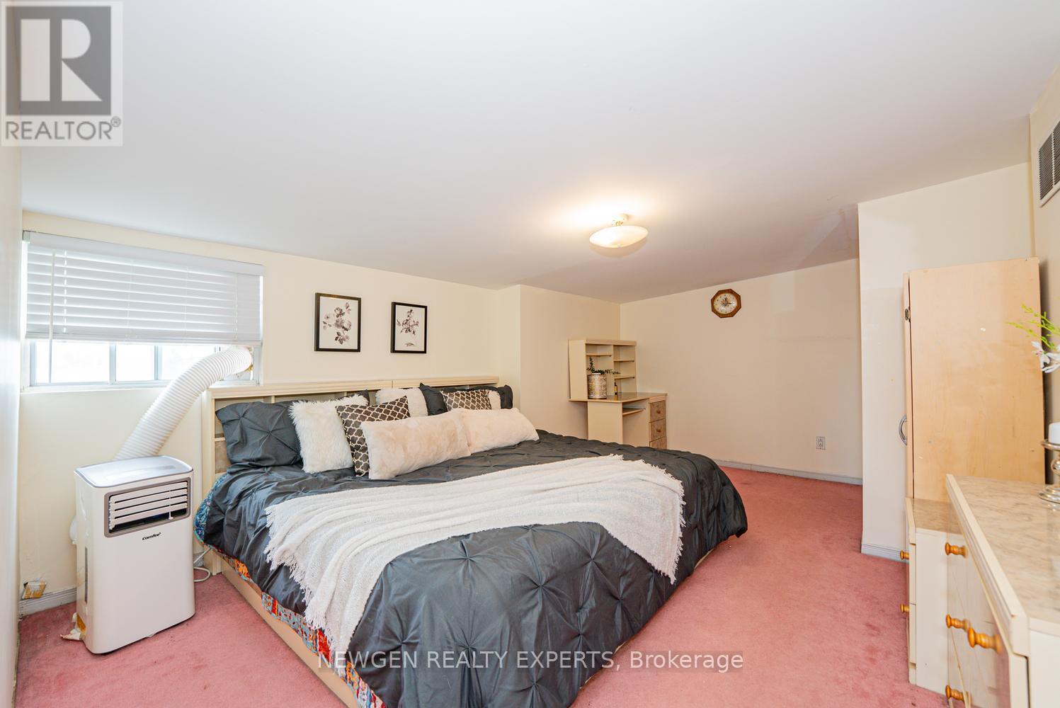 592a Danforth Road, Toronto (clairlea-birchmount), Ontario