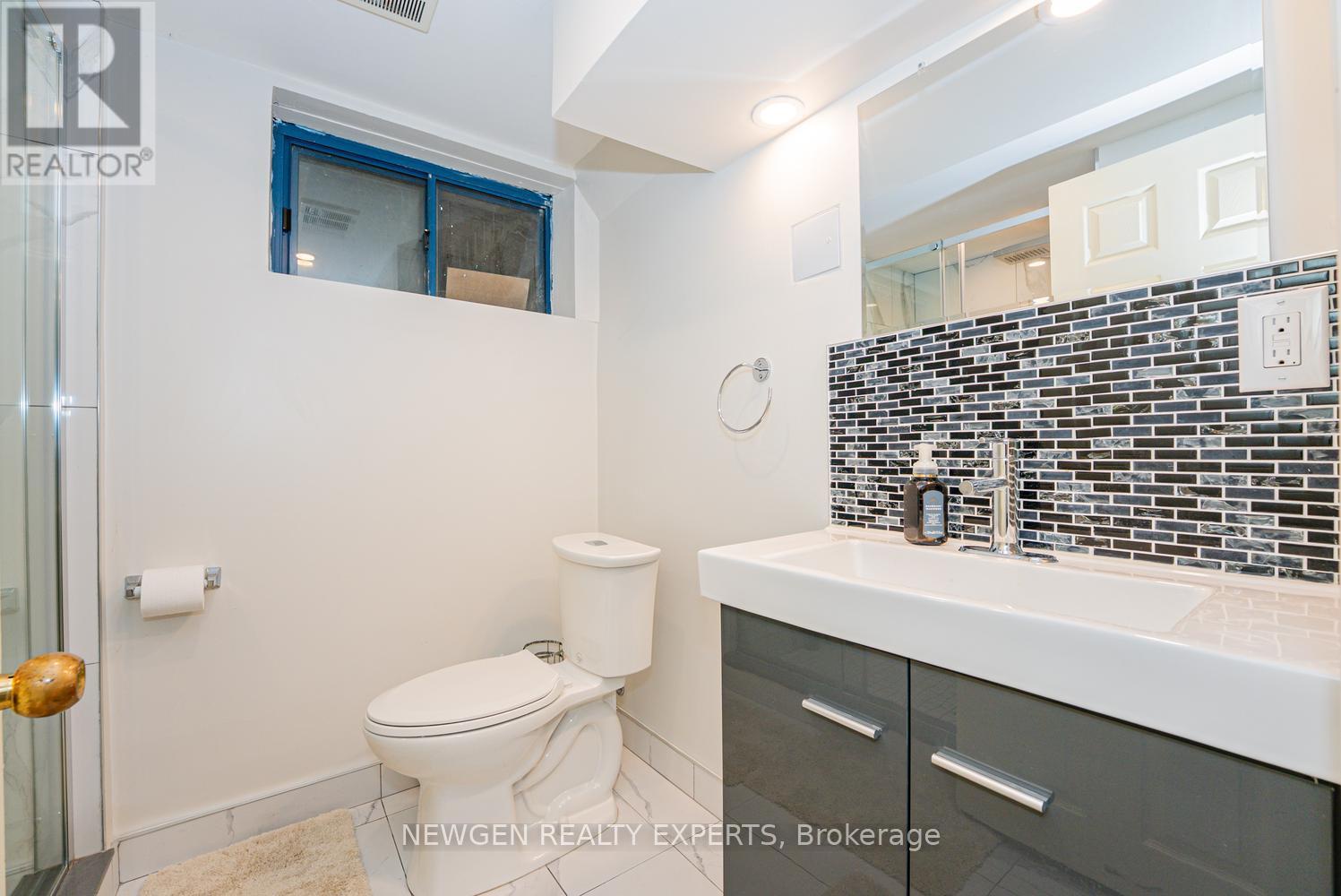 592a Danforth Road, Toronto (clairlea-birchmount), Ontario