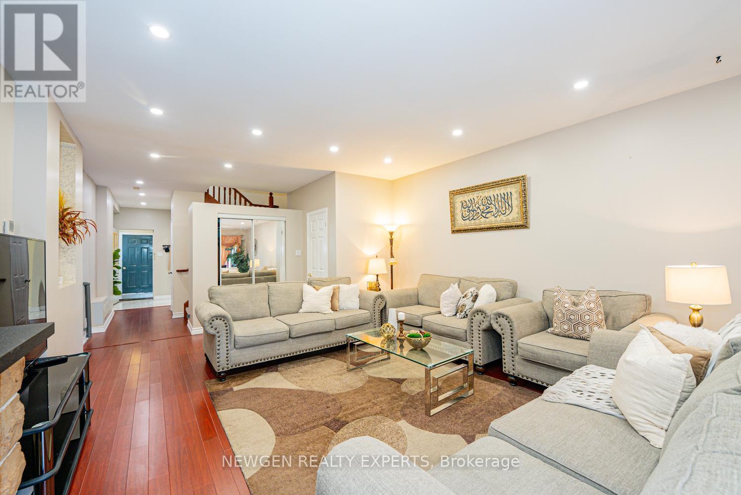 592a Danforth Road, Toronto (clairlea-birchmount), Ontario