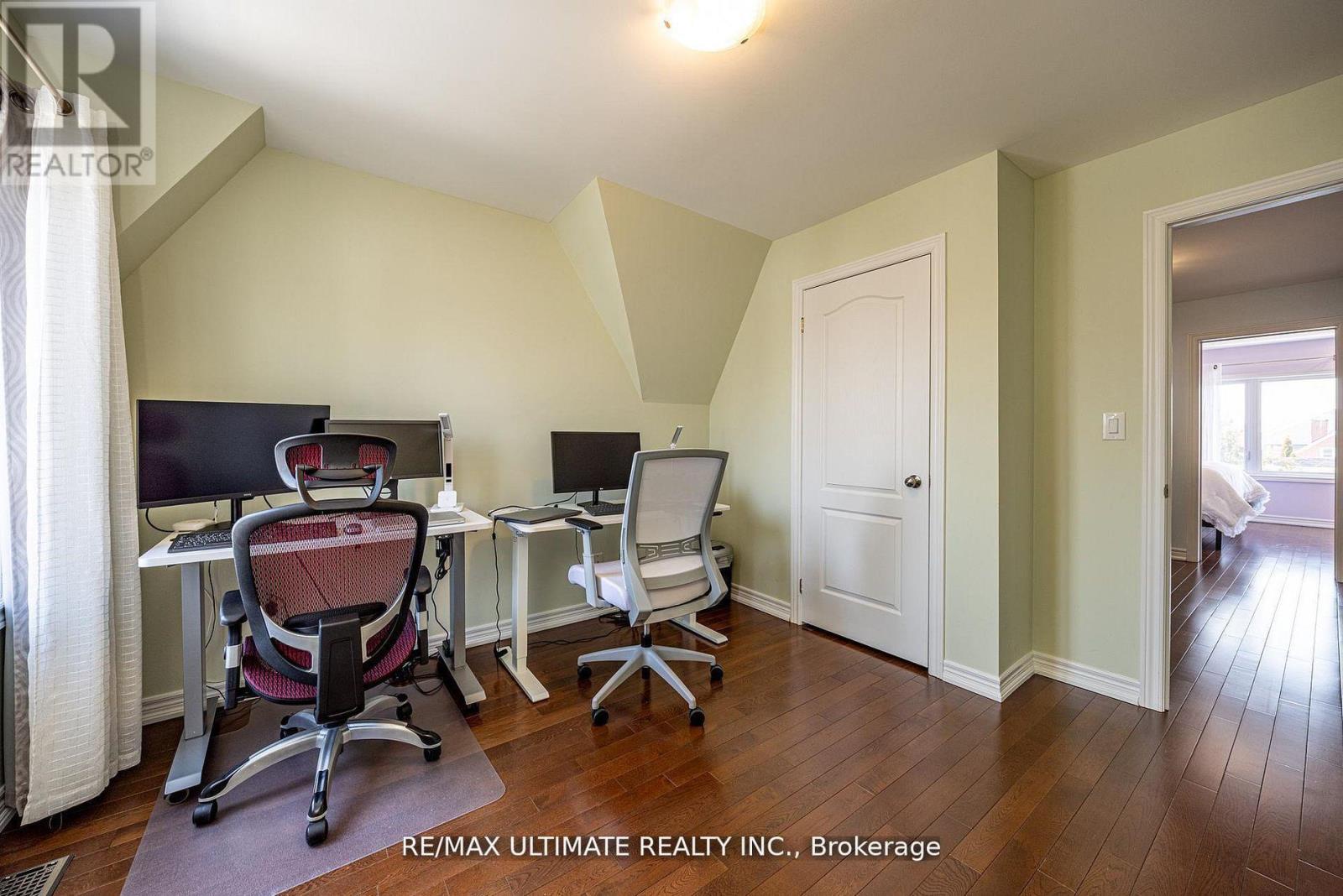 1160 Islington Avenue, Toronto (islington-city Centre West), Ontario