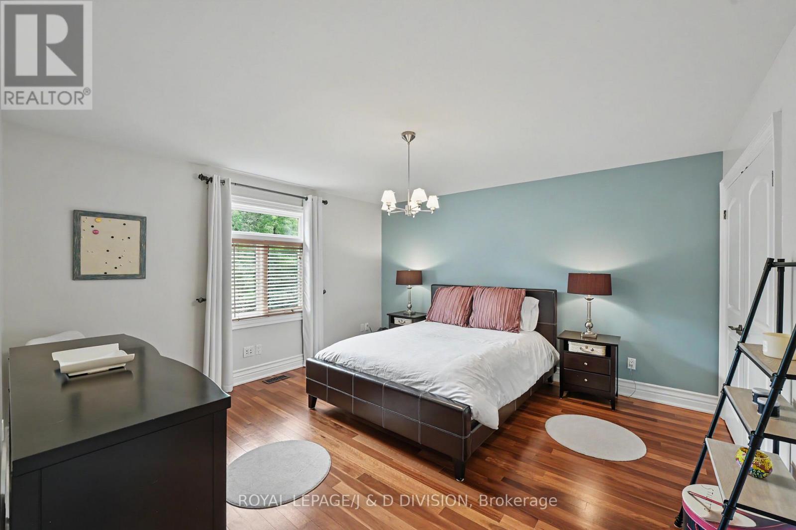 17 Agar Crescent, Toronto (princess-rosethorn), Ontario