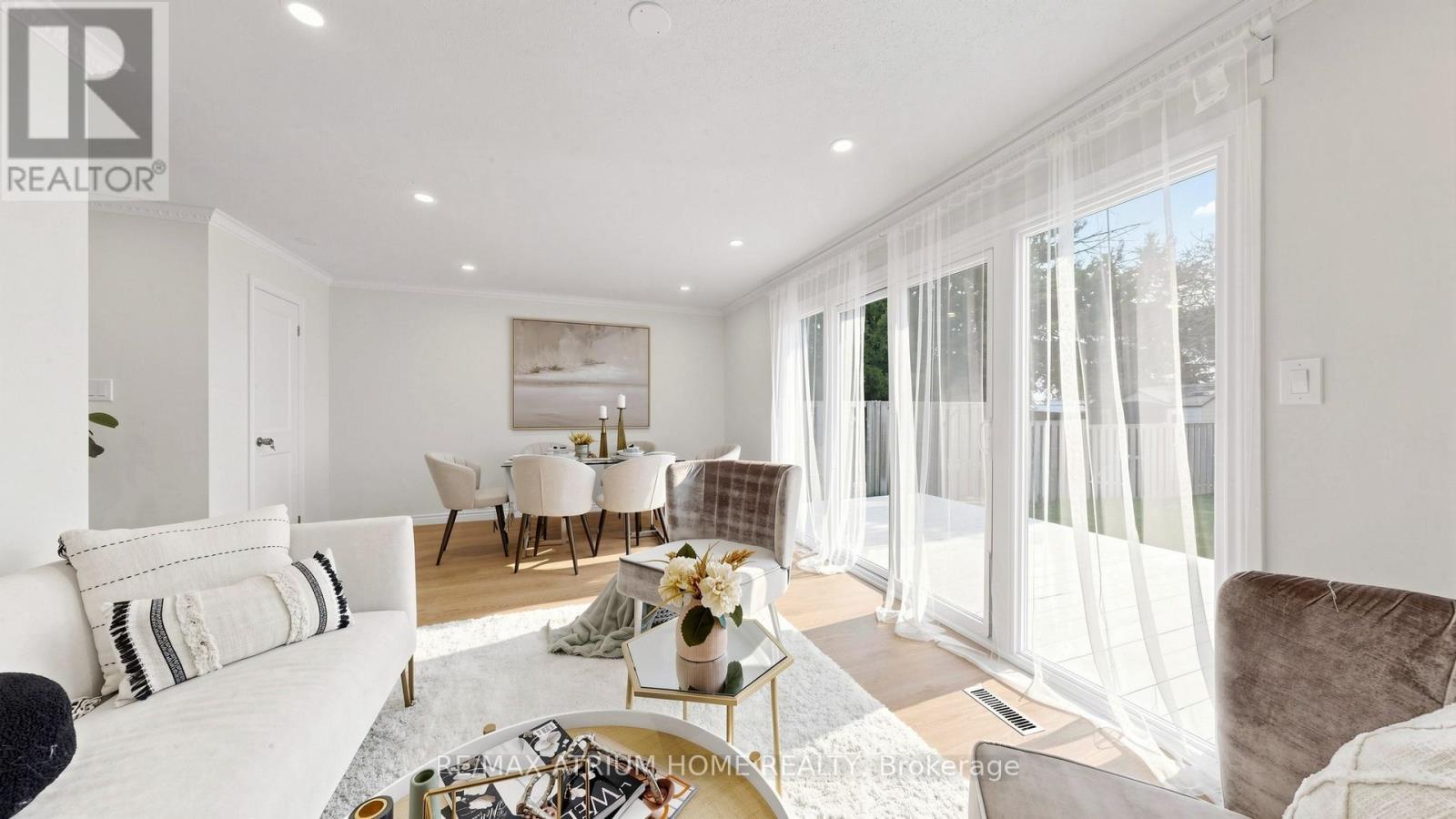 13 Applegate Crescent, Toronto (hillcrest Village), Ontario