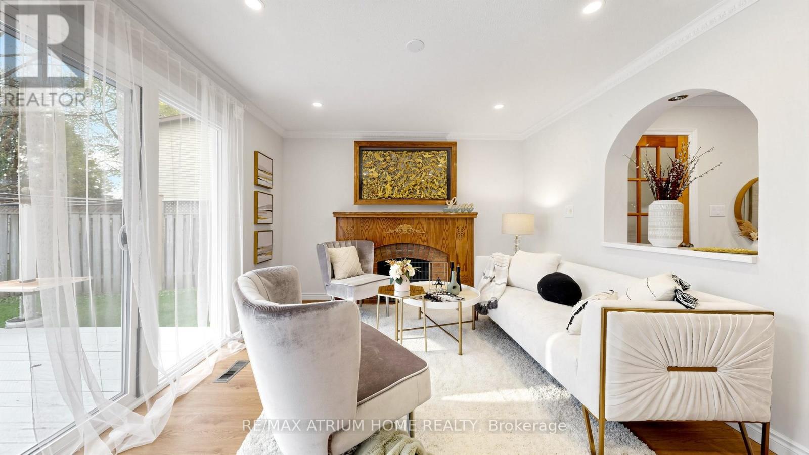 13 Applegate Crescent, Toronto (hillcrest Village), Ontario