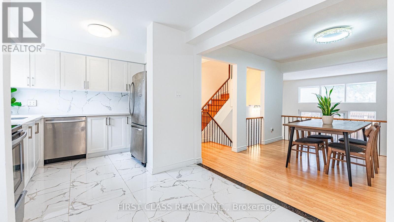 102 Jenny Wrenway Way, Toronto (hillcrest Village), Ontario