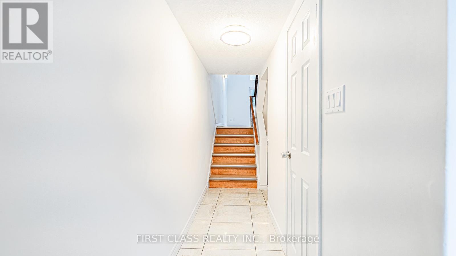 102 Jenny Wrenway Way, Toronto (hillcrest Village), Ontario