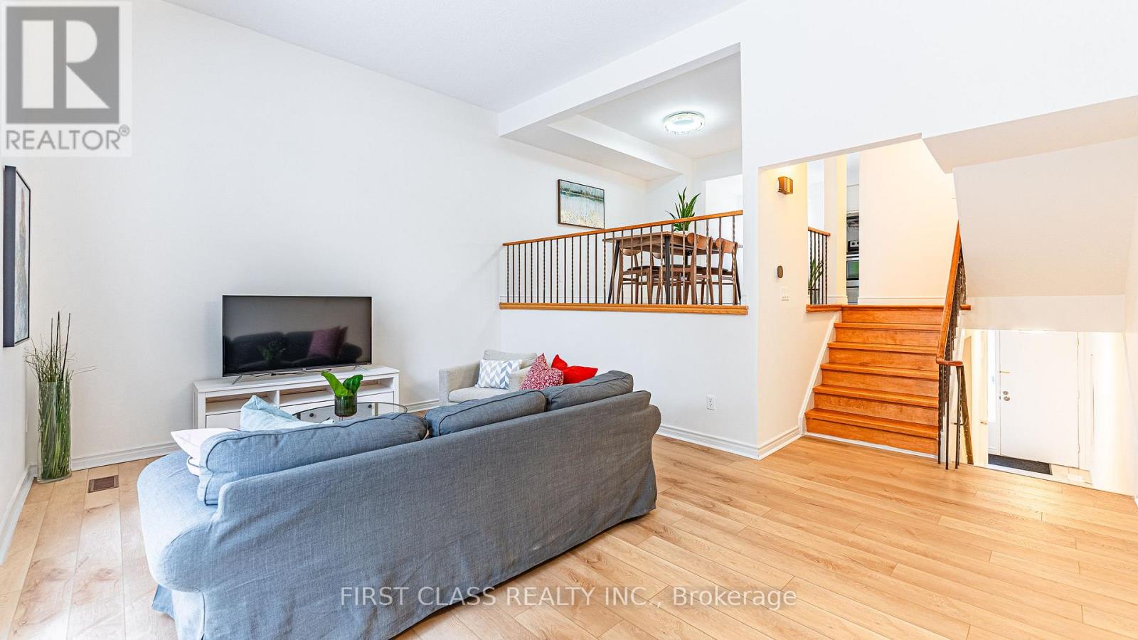 102 Jenny Wrenway Way, Toronto (hillcrest Village), Ontario