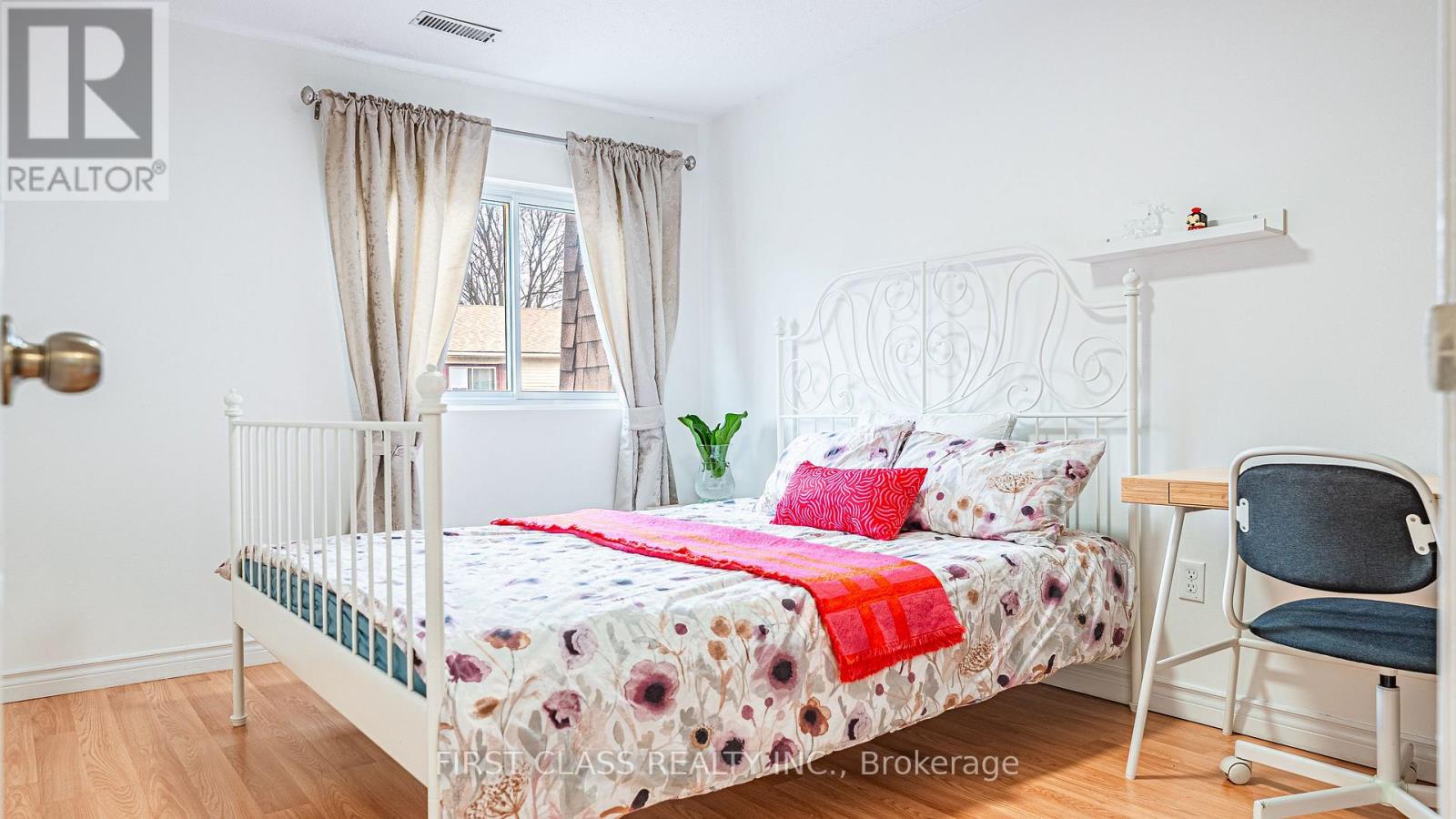 102 Jenny Wrenway Way, Toronto (hillcrest Village), Ontario
