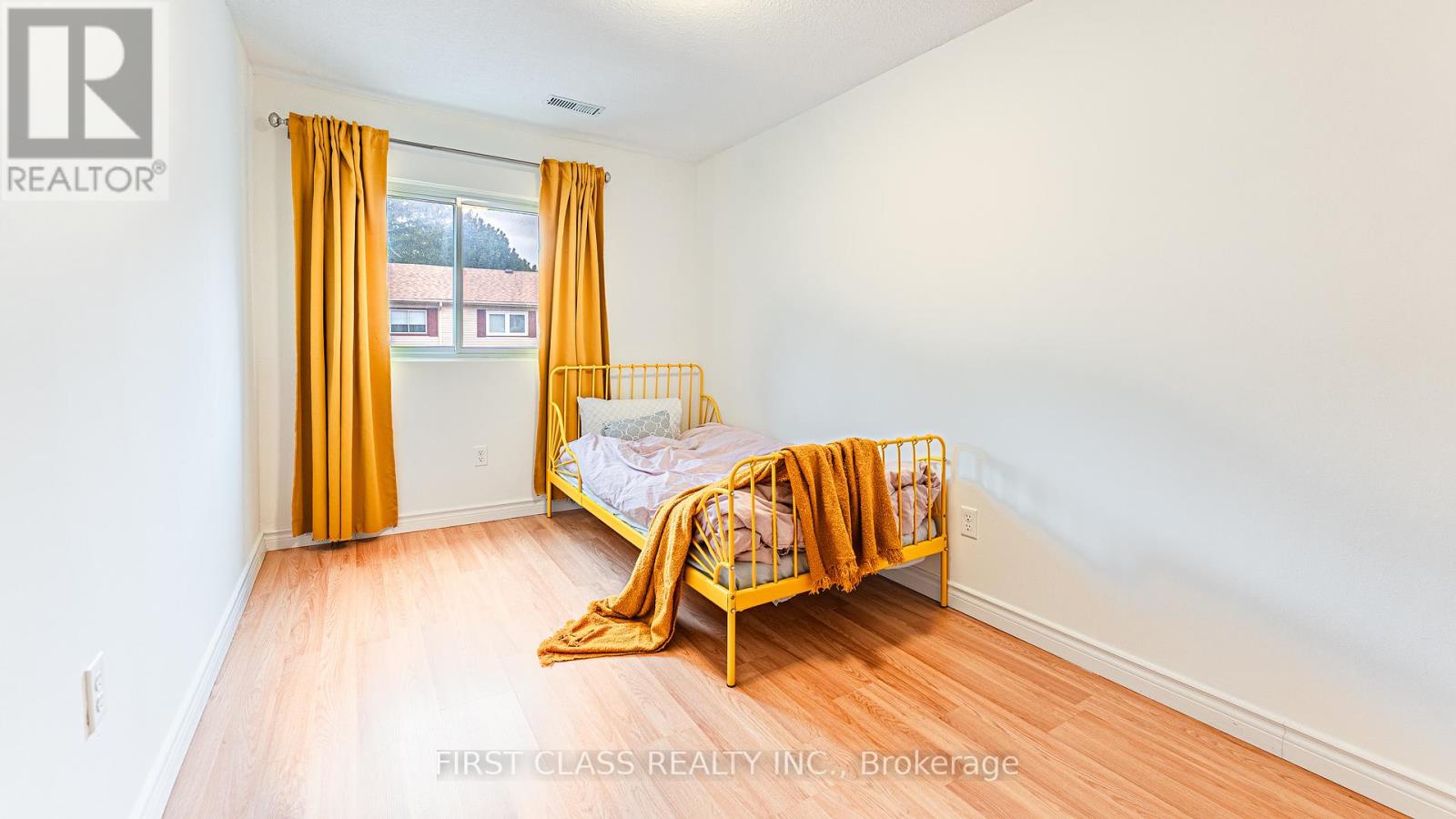 102 Jenny Wrenway Way, Toronto (hillcrest Village), Ontario