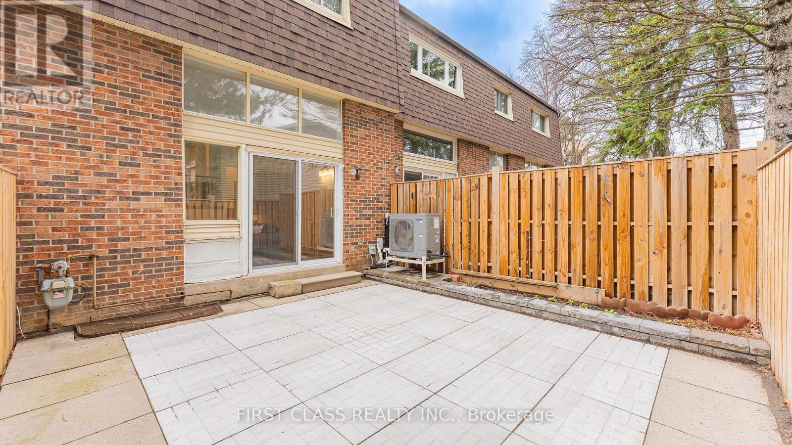 102 Jenny Wrenway Way, Toronto (hillcrest Village), Ontario