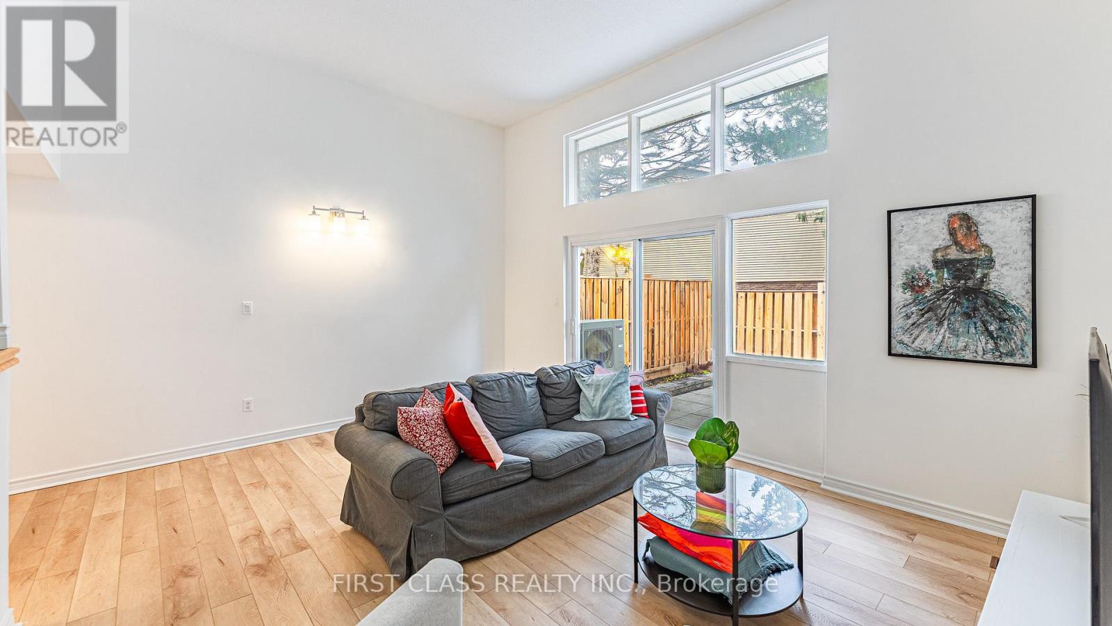 102 Jenny Wrenway Way, Toronto (hillcrest Village), Ontario