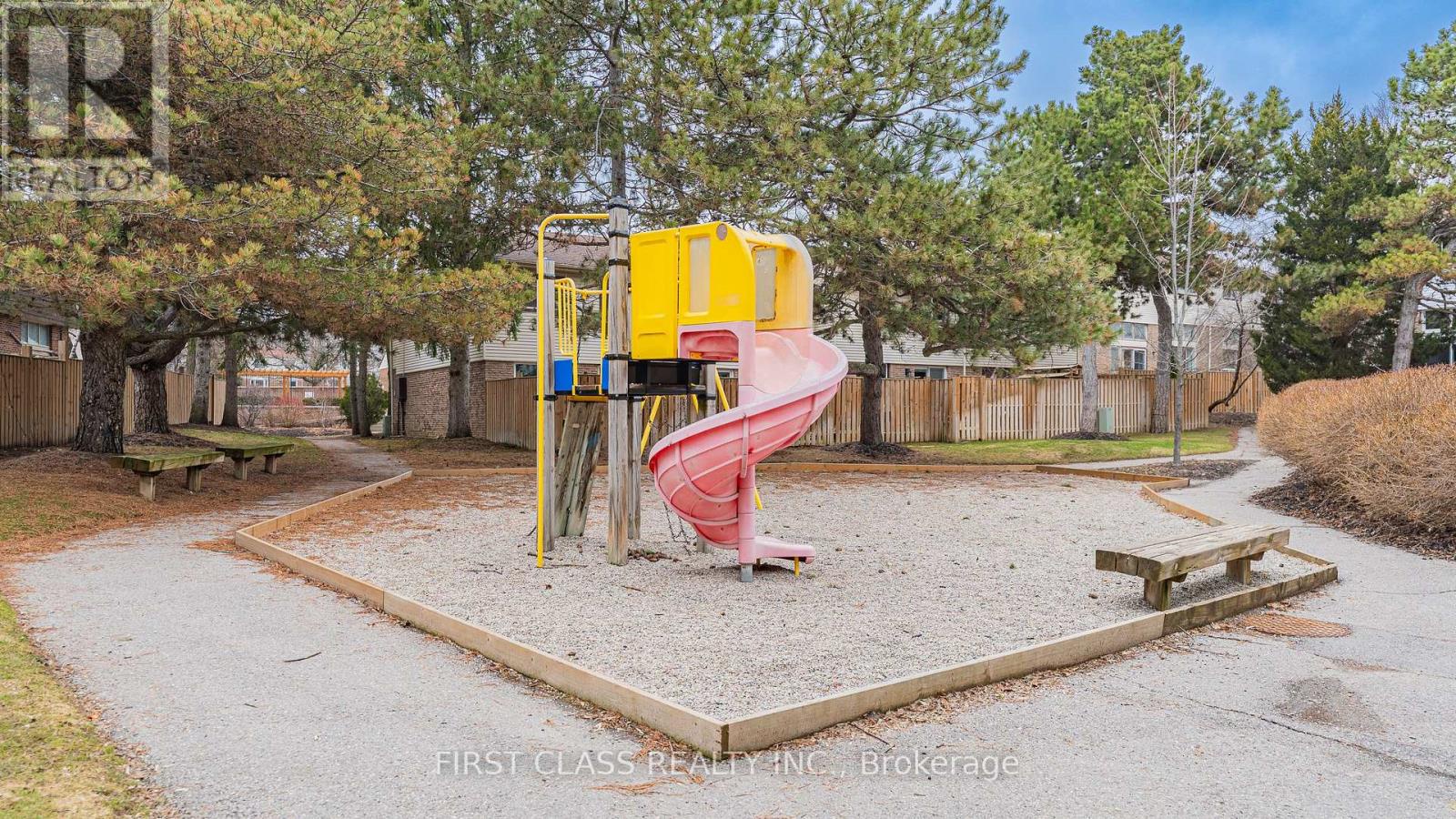 102 Jenny Wrenway Way, Toronto (hillcrest Village), Ontario