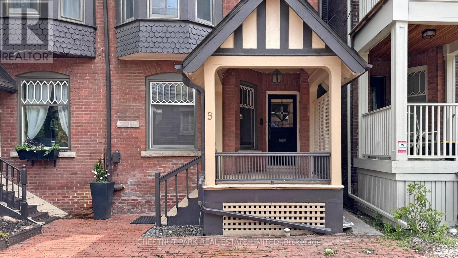 9 Edgedale Road, Toronto (north St. James Town), Ontario