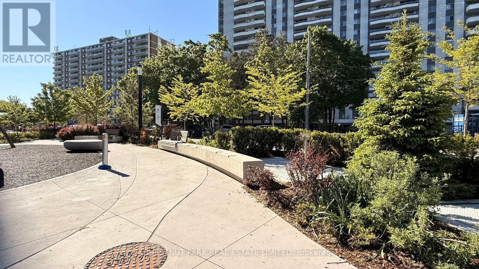 9 Edgedale Road, Toronto (north St. James Town), Ontario