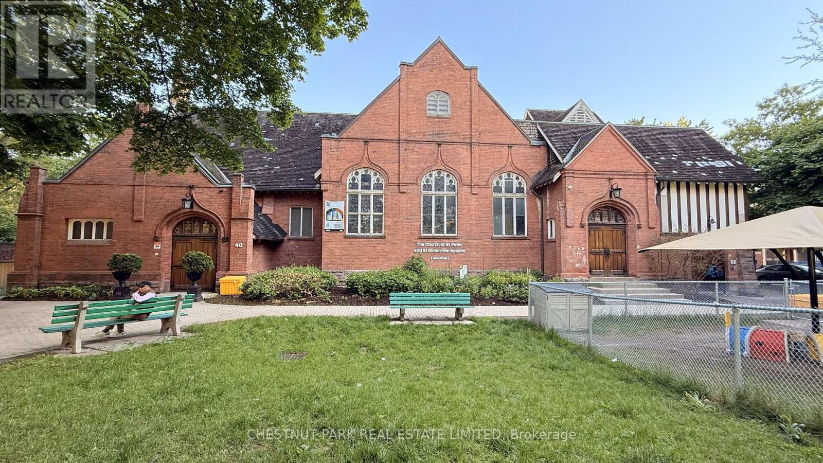 9 Edgedale Road, Toronto (north St. James Town), Ontario