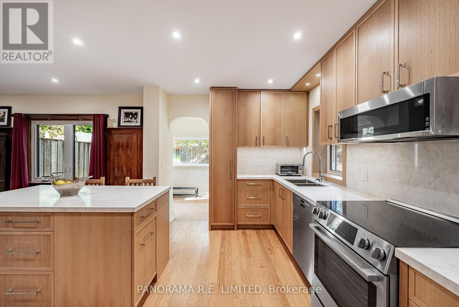 239 Winona Drive, Toronto (oakwood Village), Ontario