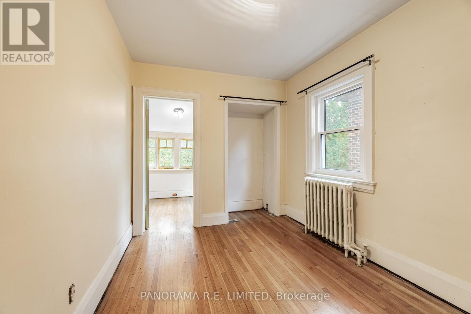 239 Winona Drive, Toronto (oakwood Village), Ontario