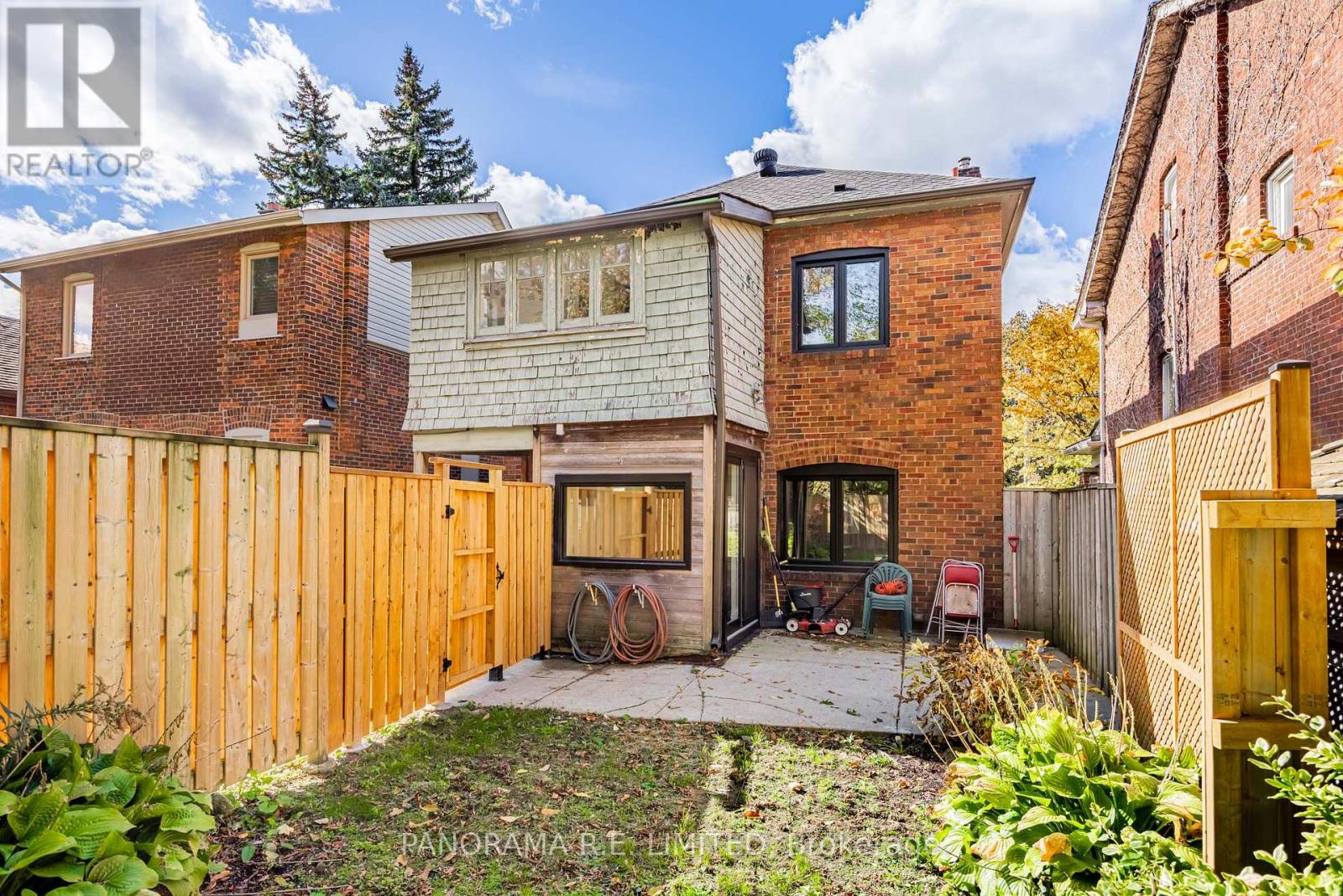 239 Winona Drive, Toronto (oakwood Village), Ontario